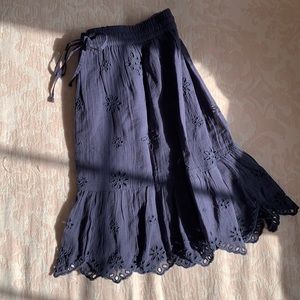 Aerie dark blue floral skirt